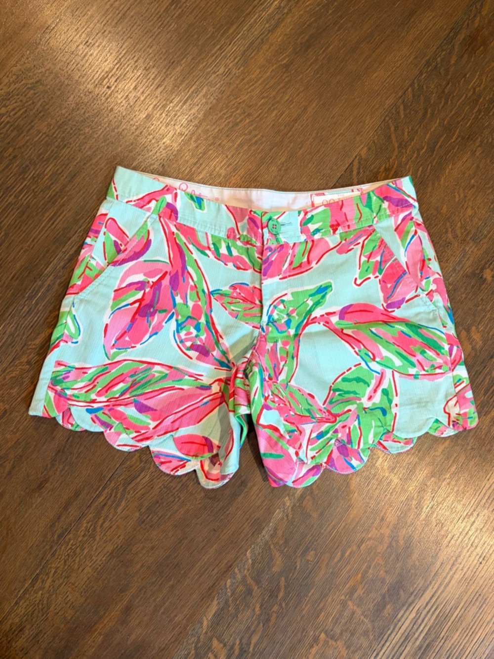Lilly Pulitzer Scalloped Hem Shorts